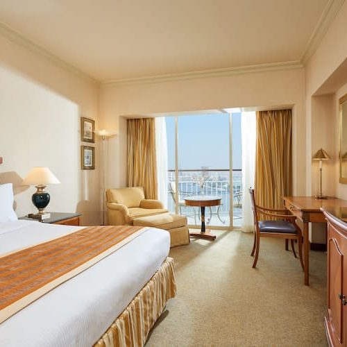 grand-club-room